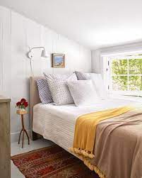 100 Bedroom Decorating Ideas To Suit Every Style Small Guest Bedroom Guest Bedroom Decor Bedroom Decor Cozy