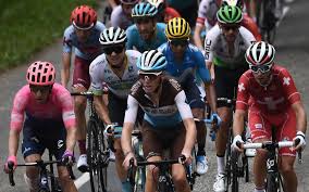 Deuxième chaîne de france en termes d'audience, elle est diffusée sur la tnt, le satellite, le câble, la télévision ip et le web. Le Tour De France 2019 Dope Les Audiences De France 2 Et France 3 Le Parisien