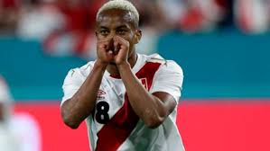 Between 1970 and 1982, a golden generation of peruvian footballers qualified for three out of four fifa world cups and won the copa américa in 1975. Peru Vs Francia El Mensaje De Andre Carrillo Para Los Hinchas De La Seleccion Peruana