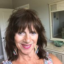 Dennis Lint's Instagram, Twitter & Facebook