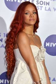 The 15 Most Dramatically Long Celebrity Hairstyles Of All Time Rihanna Hairstyles Long Hair Styles Rihanna Long Hair