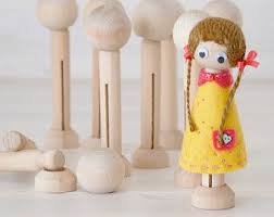 Epingle Par Mari Reyes Sur Whish List Poupees En Bois Poupee Miniature Poupee
