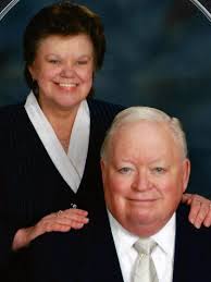 Daryl & Beverlee Moenke