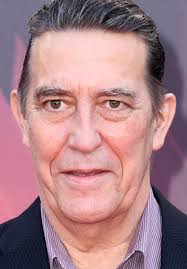 Ciarán Hinds
