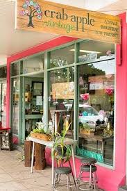 So Cute Crabapple Vintage Newcastle Australia Nfo Crabapplevintage Com Au Www Crabapplevintage Com Au W Vintage Apple Annie Sloan Stockists Buy Chalk Paint