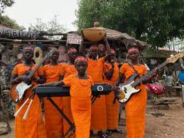 C'est le plus haut niveau d'amendes depuis sa création en 2009. Star Feminine Band Born Bad Records