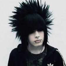 Messy emo hairstyle is one of the most popular emo haircuts for girls in 2021. 35 Cool Emo Hairstyles For Guys 2021 Guide