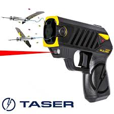 Officers are also trained to announce use of a taser to notify their partners and those who may be subjected to it, gannon by comparison, a taser stun gun weighs 8 ounces, the company's site said. Taser Pulse W Laser Sight Noonlight Technology Taser