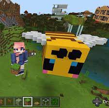 After founding the town, a large bee statue was created in. Just A Gal And Her Giant Bee Shrine He Does Have Legs And Stinger But Couldn T Capture It All Properly Lol R Minecraft