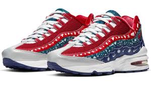 Sneakers Release Nike Air Max 95 Christmas White Red Merry Swooshmas Shoes