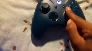 How To Wriggle The Right Analog Stick On An Xbox One Controller Youtube