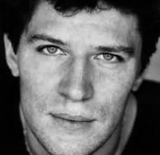 DOSSIER DE PRODUCTION THÉÂTRE