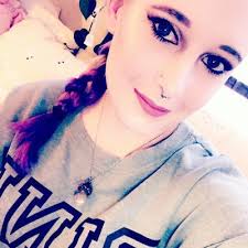 Amanda Hess ✌️ (@amandamhess)