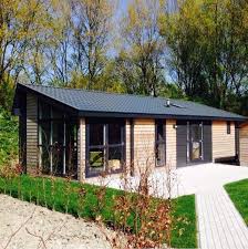 Mobilheim Nevada Modern Und Rustikal Treffen Aufeinander Mobiles Haus Gunstiges Haus Billige Hauser