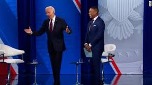 He represented delaware in the u.s. Exk74 Du46ra6m