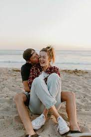 Pin On Couple Poses