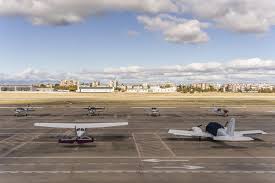 32 minutos atrás se registraron temperaturas máximas del aire en madrid en madrid / cuatro vientos (aeropuerto): Aeropuerto De Madrid Cuatro Vientos City Of Madrid Film Office
