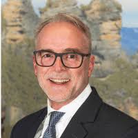 Mark Ritchie — Reviews & Property Sales