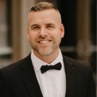 Alex Gates's Instagram, Twitter & Facebook