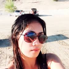 Michelle anselmo (@MikAnselmo)