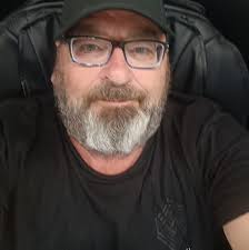 I'm so lonely broken Angel I'm so lonely listen to my heart 😛😂😂