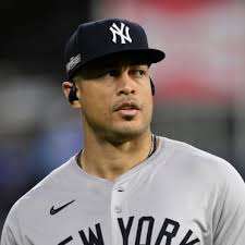 Turner Ward witnesses Hank Aaron, Albert Pujols hit milestone home runs