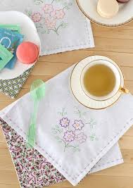 Tea Cups And Tea Napkins Mary Wald S Place Cafenohut Benim Guzel Pecetelerim My Lovely Napkins Embroidery Love Kanavice Nakis Ve Dikis