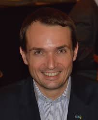 Arthroscopic Meniscal Allograft Transplantation With Intermeniscal Ligament  Tenodesis Is Effective In Reducing Initial Extrusion