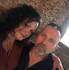 Cheers to anyone that can tell me a good brand of collagen supplement to  take for joint issues