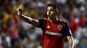 He opened his first pizzeria on chicago's southeast side at the age of 23. Jefferson Savarino Reported To Be On The Move To Brazilian Club Ksl Sports