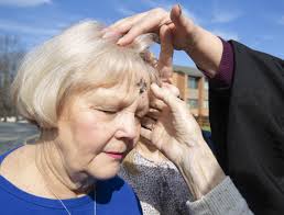 Photos: Ash Wednesday drive-through service