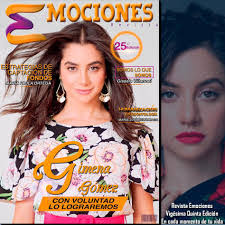 Roxana Palacios's Instagram, Twitter & Facebook