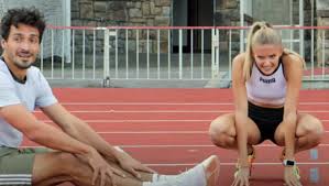 Jan 28, 2020 · german 400m runner alica schmidt has had the name 'world's sexiest athlete' bestowed upon her by some salivating sections of the media. 400 Meter Lauf Hummels Duell Mit Heisser Alica 1 2 Mio Klicks Krone At