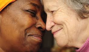 Photographer Wants World to Go Nose to Nose