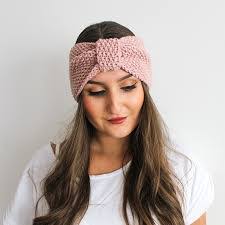 Laura Coeur's Instagram, Twitter & Facebook