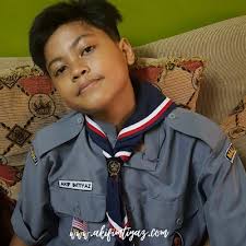 Jadi kami selalu bermain bersama. Cara Jahit Lencana Pengakap Sekolah Rendah