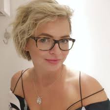 Heather Grainger's Instagram, Twitter & Facebook