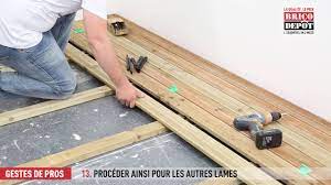 Maybe you would like to learn more about one of these? Comment Fixer Des Lames De Terrasse Youtube