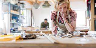 J'enlève mes dents, travail soigné, pas de copeaux. Artisanat Les 20 Metiers Qui Paient Le Mieux Capital Fr