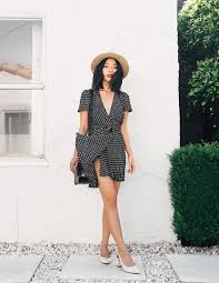 Black And White Dots Dress Meme This Print Is Everywhere Right Now Style Report Magazine Summer Dress Outfits Polka Dress Wrap Dress Outfit