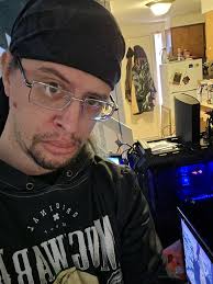 Are there any older groups of men and/or women who like video games and  hangout ? My dad is single and in general alone, just looking for friends  his age to play