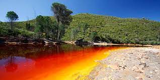 Sebagai gunung tertinggi di dunia, gunung himalaya mempunyai keindahan yang menjulang di sekitar china, india, bhutan, dan. 7 Tempat Mematikan Dengan Pemandangan Menakjubkan Di Dunia Merdeka Com