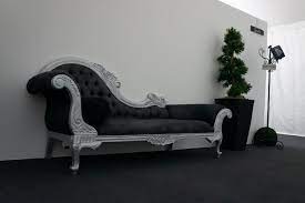 Gestalten sie ihr designsofa mit chaiselongue und komplettieren sie ihr zuhause. Secondhand Hotel Furniture Lounge And Bar 2x Silver Chaise Lounge Cheshire