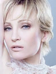 патрисия каас Il Me Dit Que Je Suis Belle Patrisiya Kaas Foto Poisk V Google Patricia Kaas