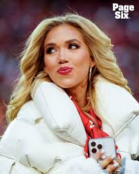 Hannah Berner's Hilarious Appearance at the 2025 Victoria's Secret Fashion  Show