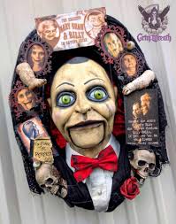 THE WAITER! Another Akpos to remember. Movie review with LamLam.