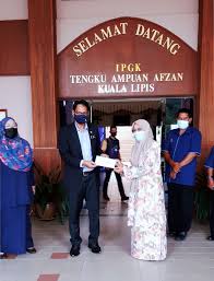 تڠكو امڤوان حاجه افزن بنت المرحوم تڠكو ڤڠليما ڤراڠ تڠكو محمد; Zqlcrf0pfrsz8m