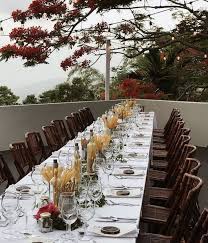 Red & white checkered tablecloths bring a taste of the traditional italian restaurant in your home as well as some sunflowers and a little candle for a centerpiece. Italian Themed Dinner Party Life On Summerhill