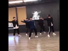 Got7 & blackpink moments_ lisa and bambam. Got7 Jackson Call Out Blackpink Lisa S Attention Ulzzang Style