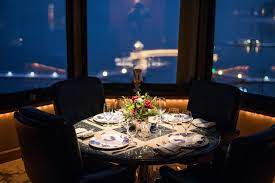 Dining at the stephanie isn't simply a meal, it's an experience. Why Fine Dining Is Still Important DirÅna